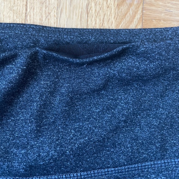 Titika Cropped Leggings - Picture 4 of 4